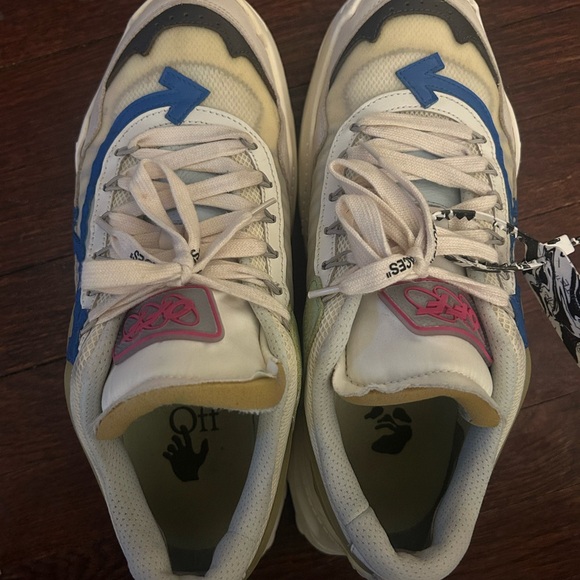 Men’s Off White Gym Shoes size 44 main image 6
